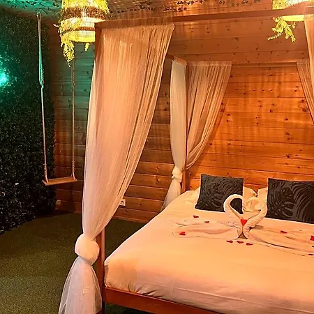 Lodge Jungle - Le Domaine *
